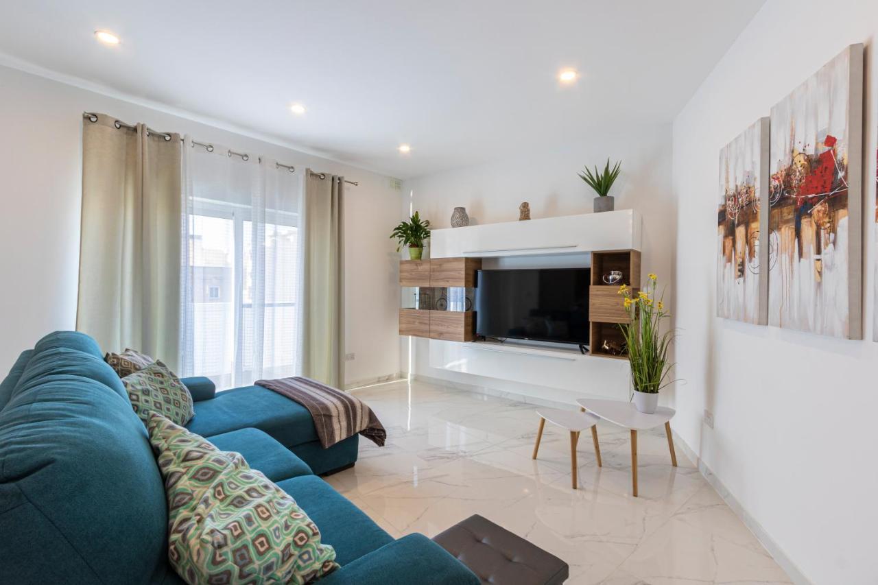 H2 -Modern And Spacious 3 Bedroom Apartment San Ġwann Eksteriør bilde
