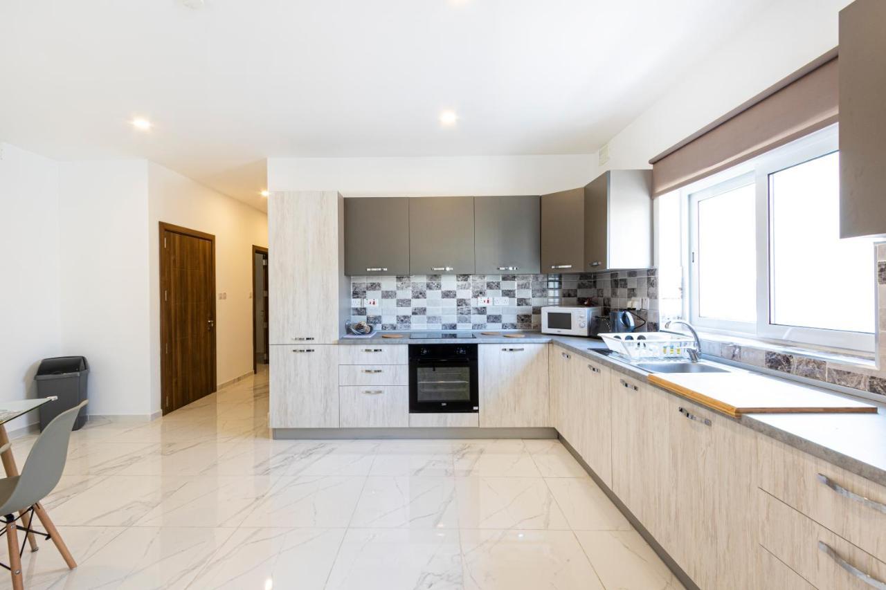H2 -Modern And Spacious 3 Bedroom Apartment San Ġwann Eksteriør bilde