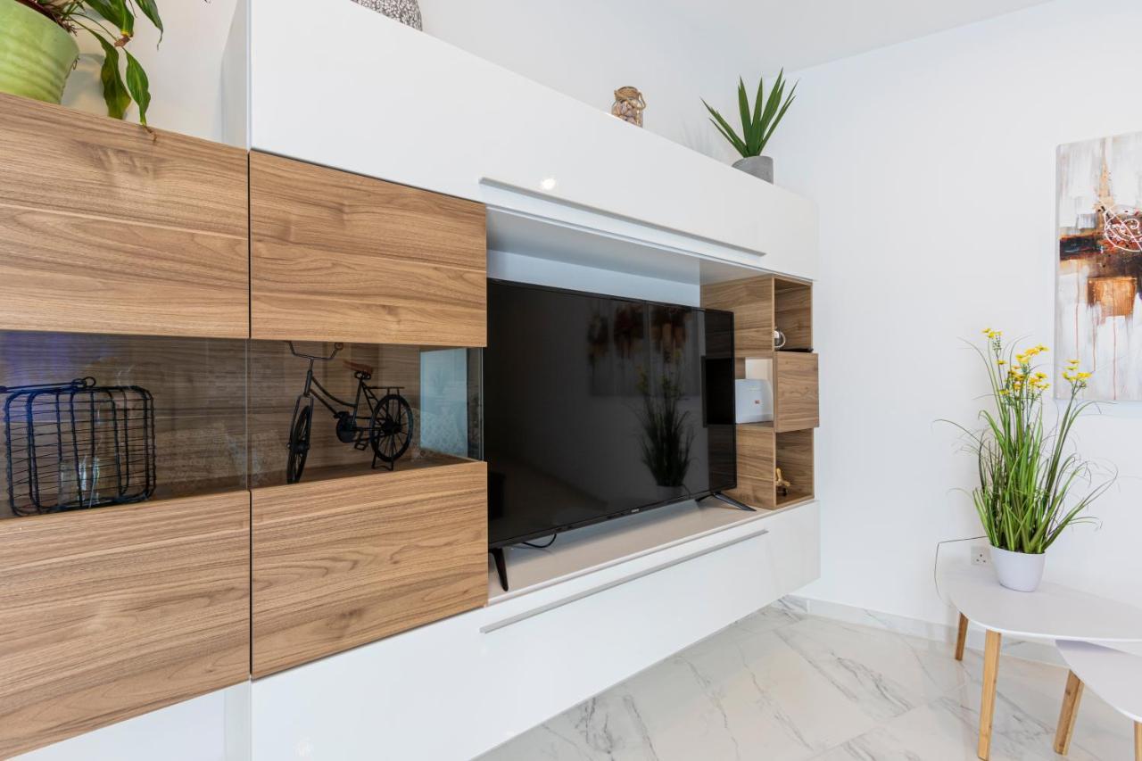 H2 -Modern And Spacious 3 Bedroom Apartment San Ġwann Eksteriør bilde