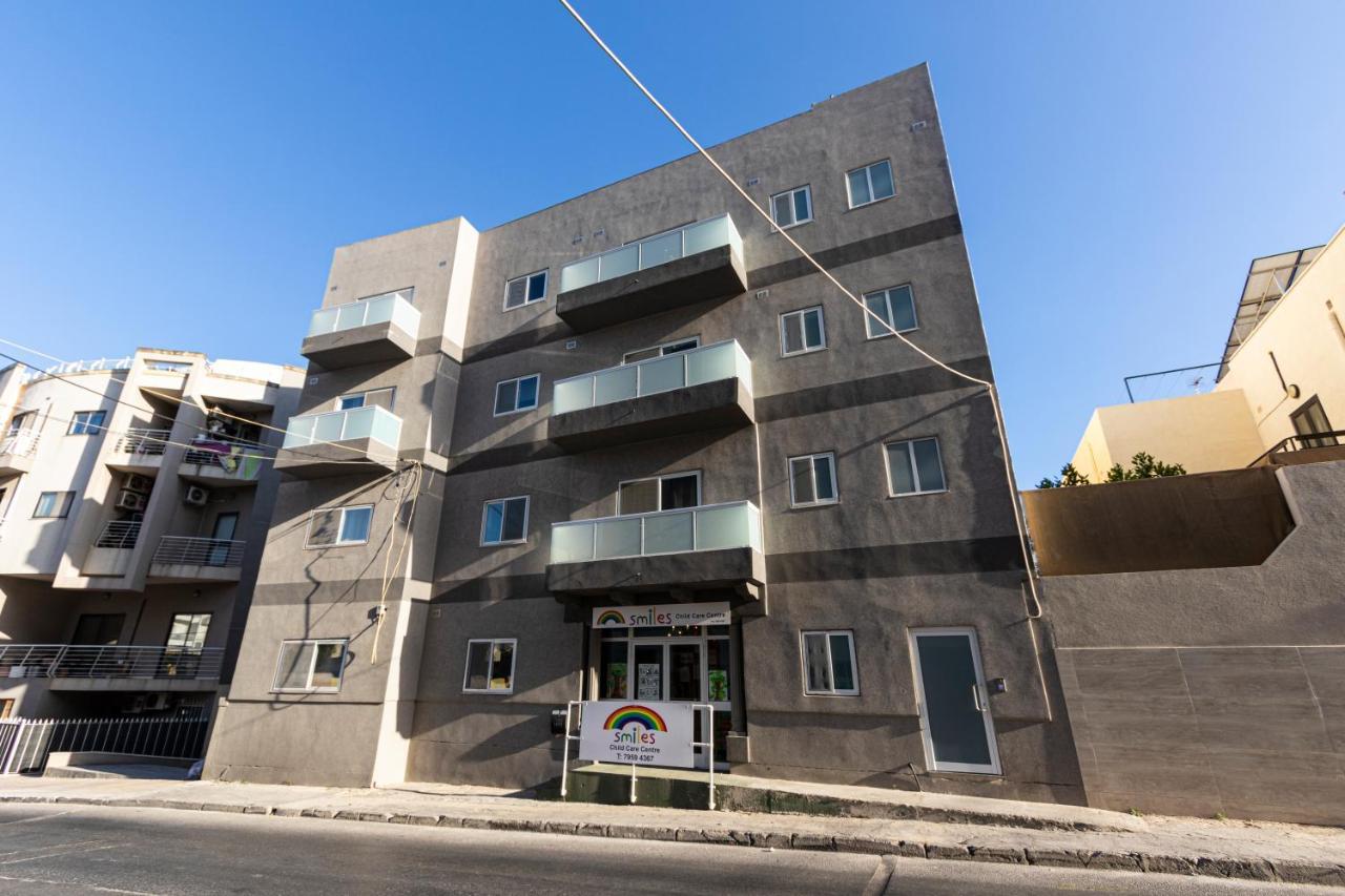 H2 -Modern And Spacious 3 Bedroom Apartment San Ġwann Eksteriør bilde