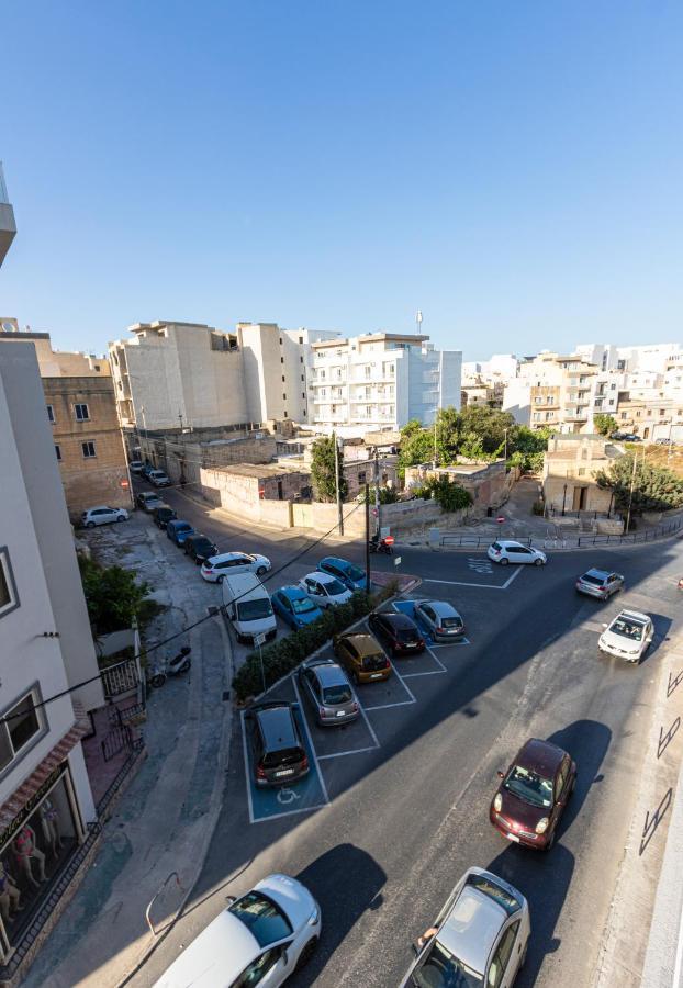 H2 -Modern And Spacious 3 Bedroom Apartment San Ġwann Eksteriør bilde