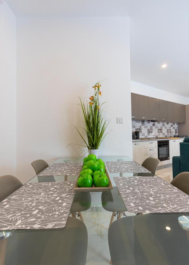 H2 -Modern And Spacious 3 Bedroom Apartment San Ġwann Eksteriør bilde