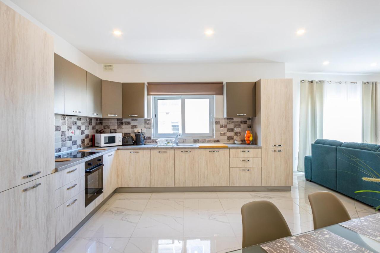 H2 -Modern And Spacious 3 Bedroom Apartment San Ġwann Eksteriør bilde