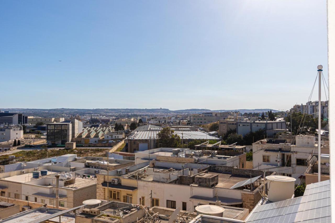 H2 -Modern And Spacious 3 Bedroom Apartment San Ġwann Eksteriør bilde